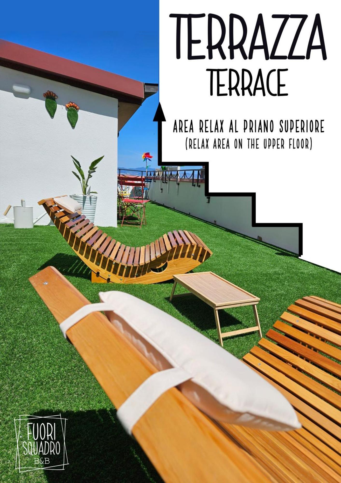 B&B Fuori Squadro - In Centro Con Terrazza Relax Vista Mare Reggio di Calabria Kültér fotó