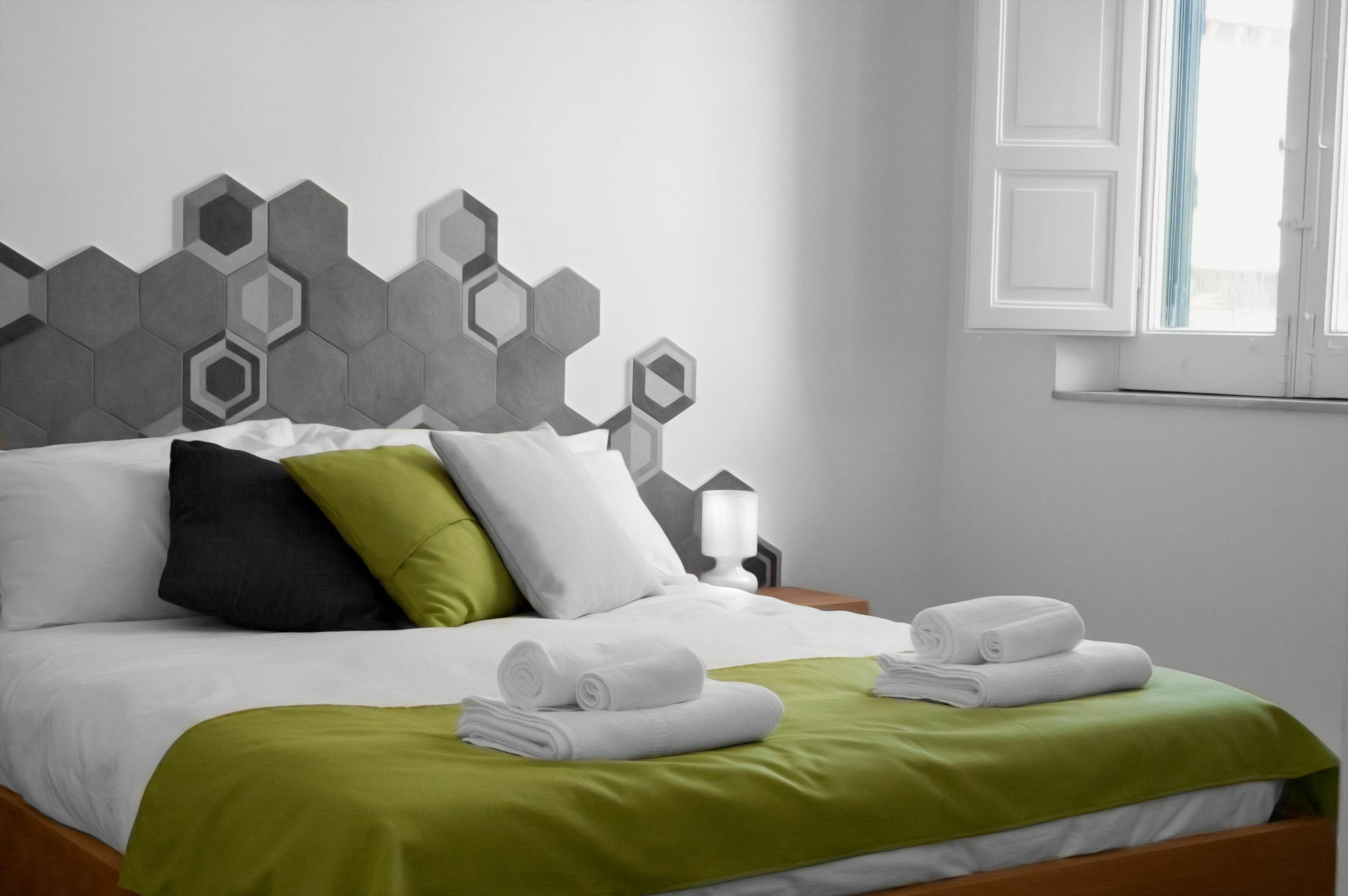 B&B Fuori Squadro - In Centro Con Terrazza Relax Vista Mare Reggio di Calabria Kültér fotó